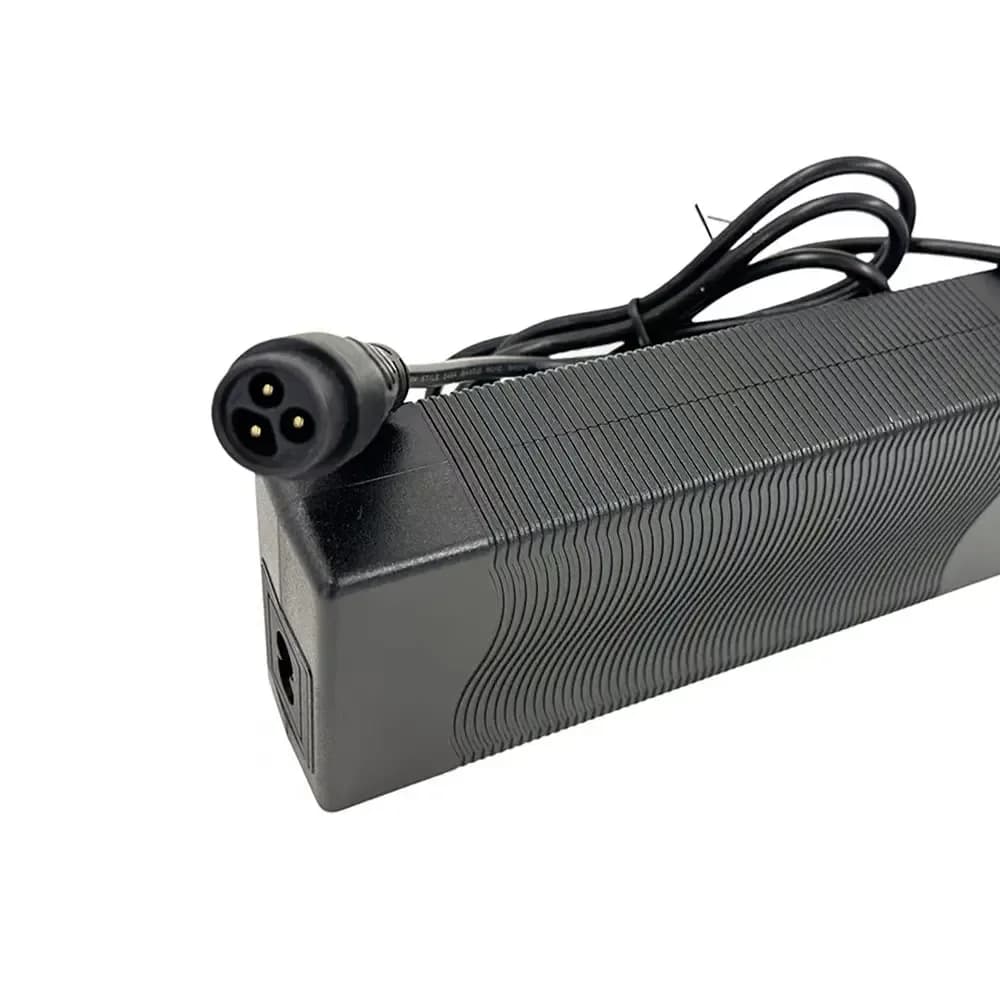 Chargeur Minimotors 66,4 V pour Dualtron 60 V