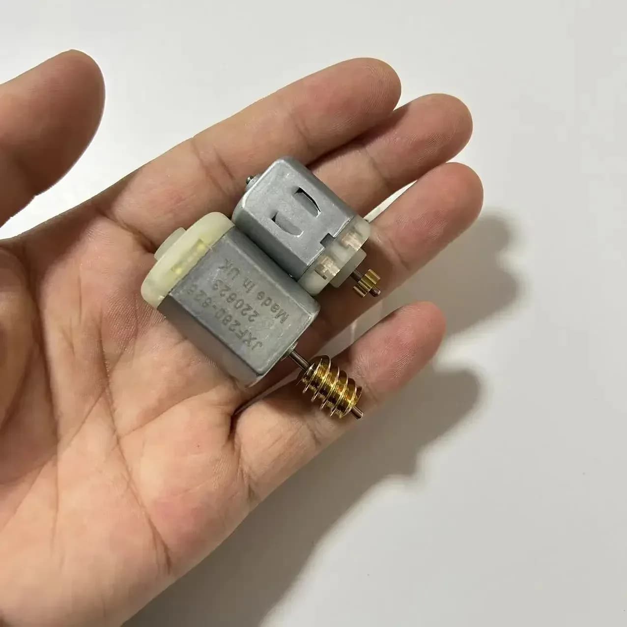 Moteur de serrure de porte centrale de voiture haute