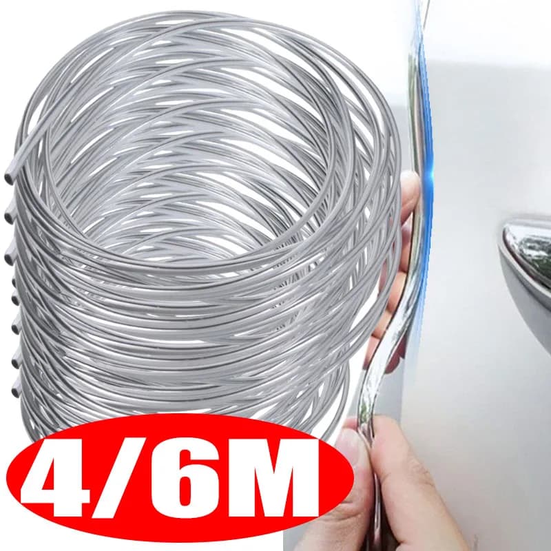 Bande de protection chromée pour bord de porte avec