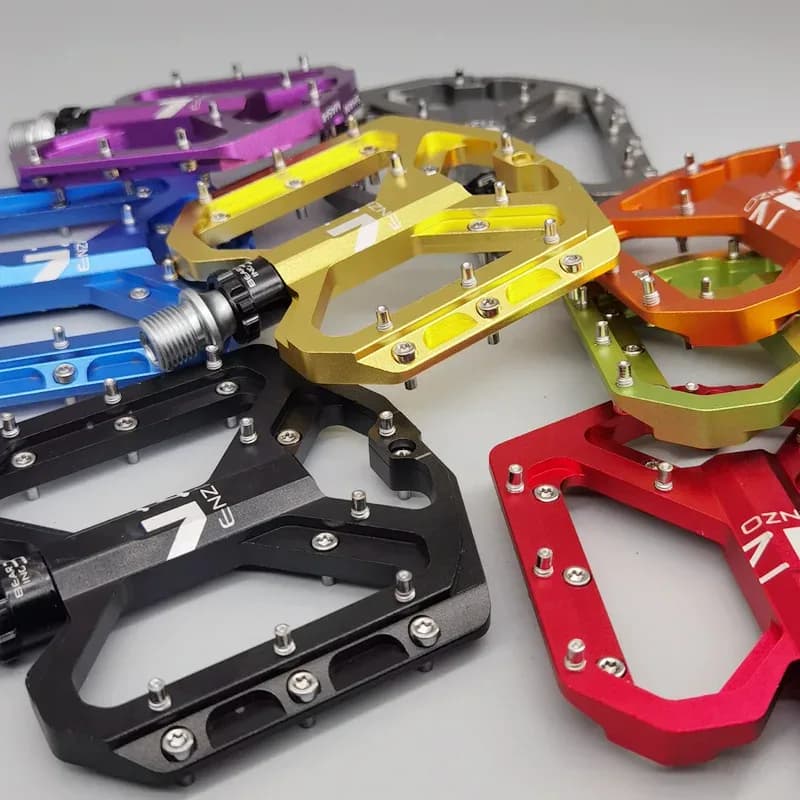 Pédales VTT aluminium plateforme large axe 9/16 pouce